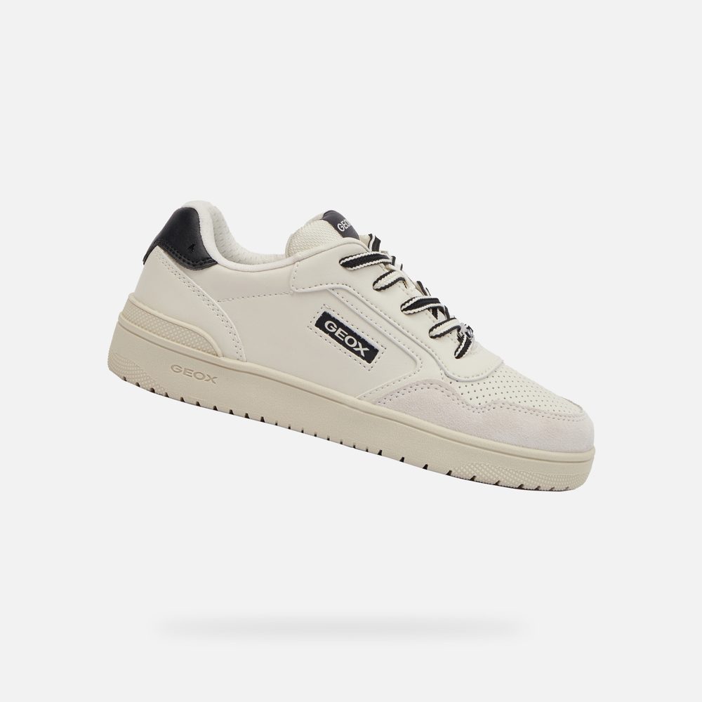 Levně Bílé chlapecké tenisky Geox Washiba - 35