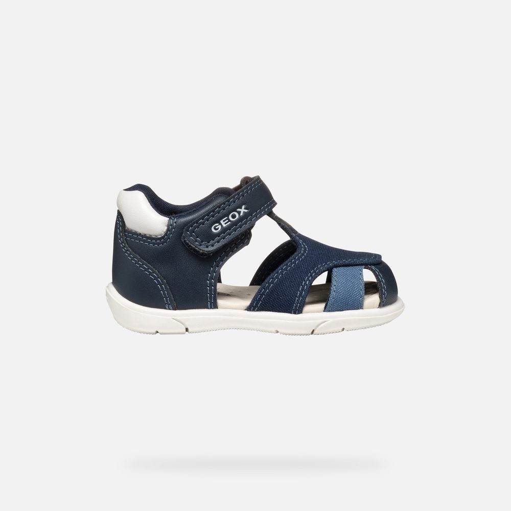 Levně Tmavě modré chlapecké sandály Geox Sandal Zapito - 23