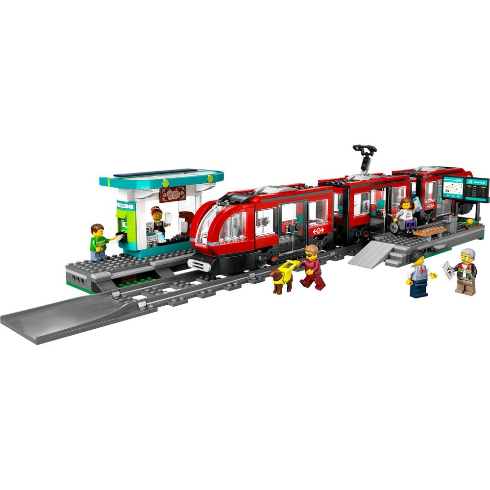Levně Tramvaj a zastávka v centru města