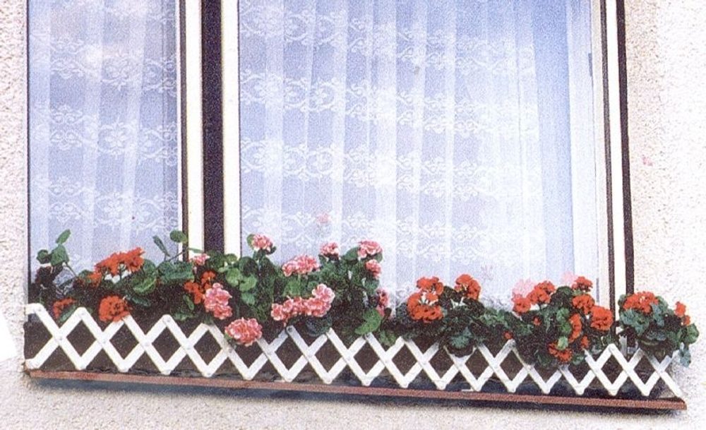 Levně zahrádka okenní BÍLÁ 70-80cm, plast