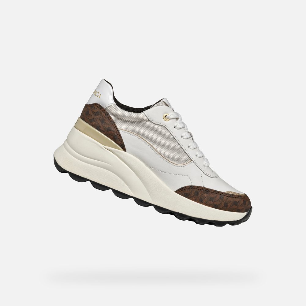 Bílé dámské tenisky Geox Spherica Ec13 - 39