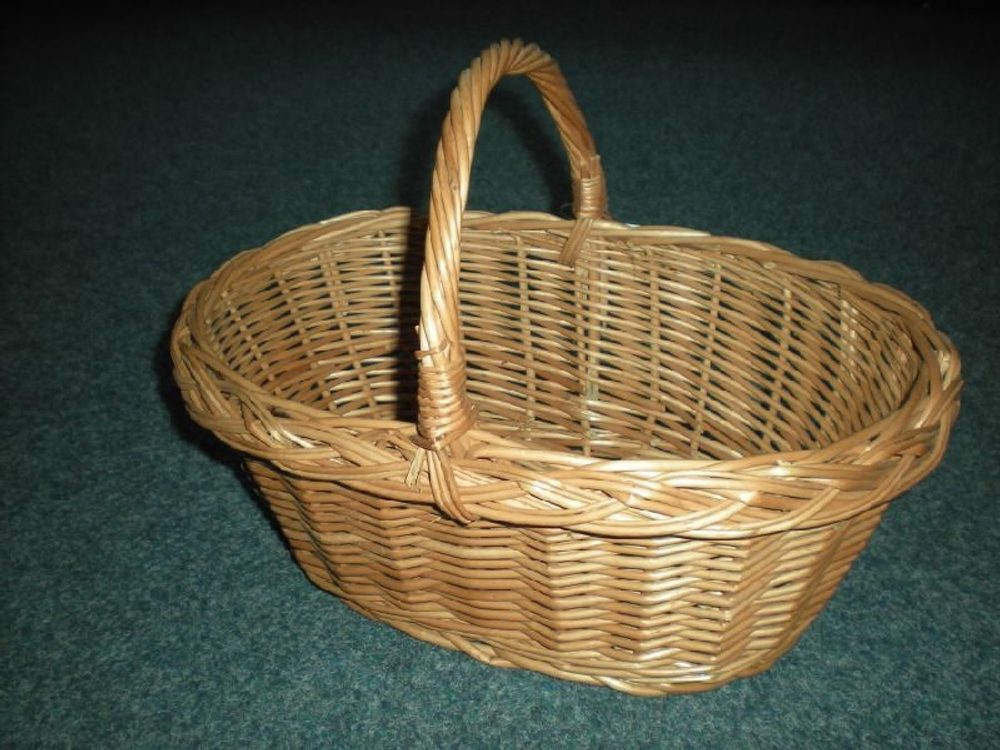 Levně košík 38x27x15cm ovál proutěný