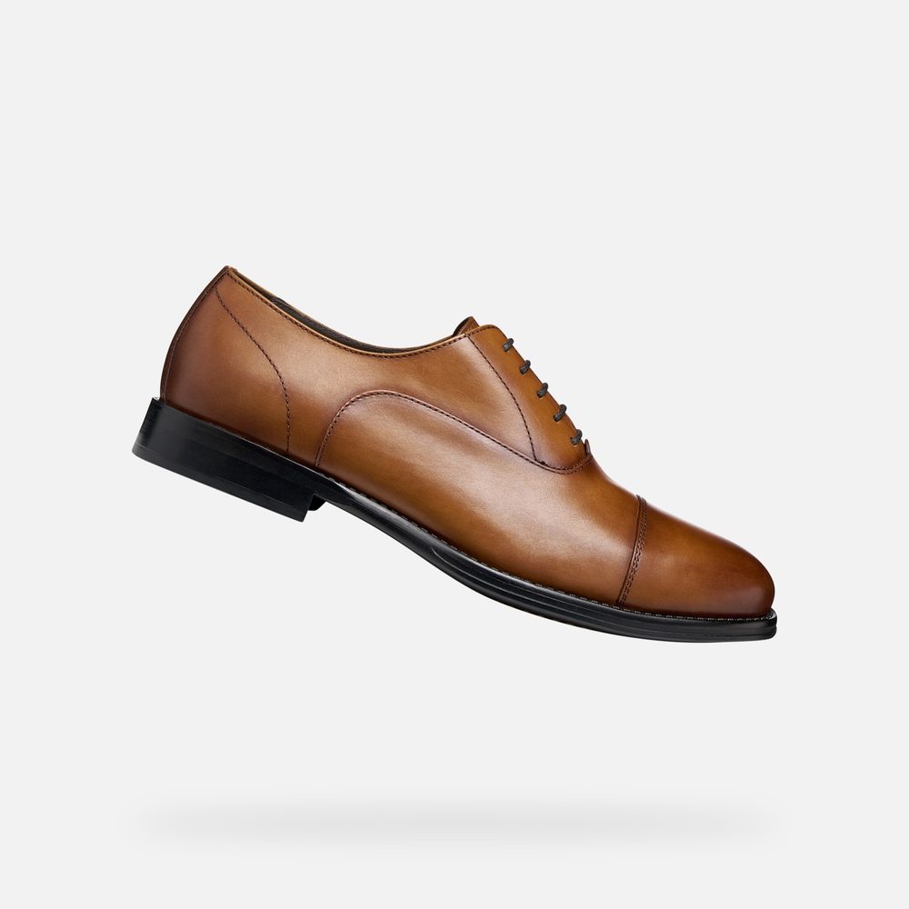 Hnědá pánská společenská obuv Geox Barberigo - 39