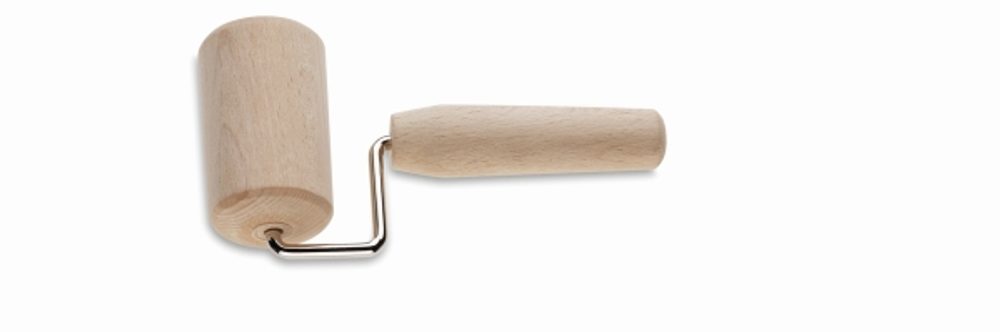 Levně KELA Váleček rolovací MARIBOR dřevo 15,5 cm KL-17304