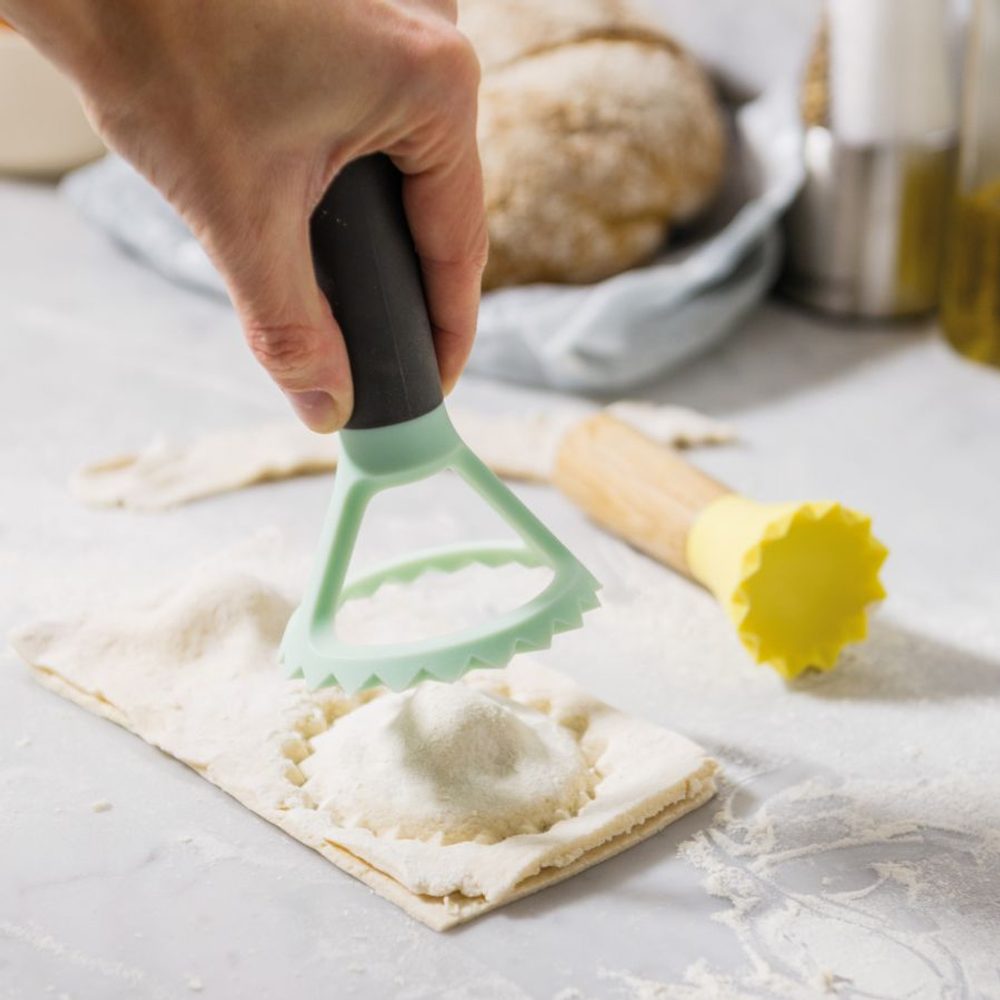 Levně BERGHOFF Tvořítko na ravioli 13 cm LEO BF-3950007