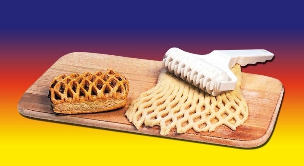 Levně válek d40x100mm, rozval. mřížkový, plast