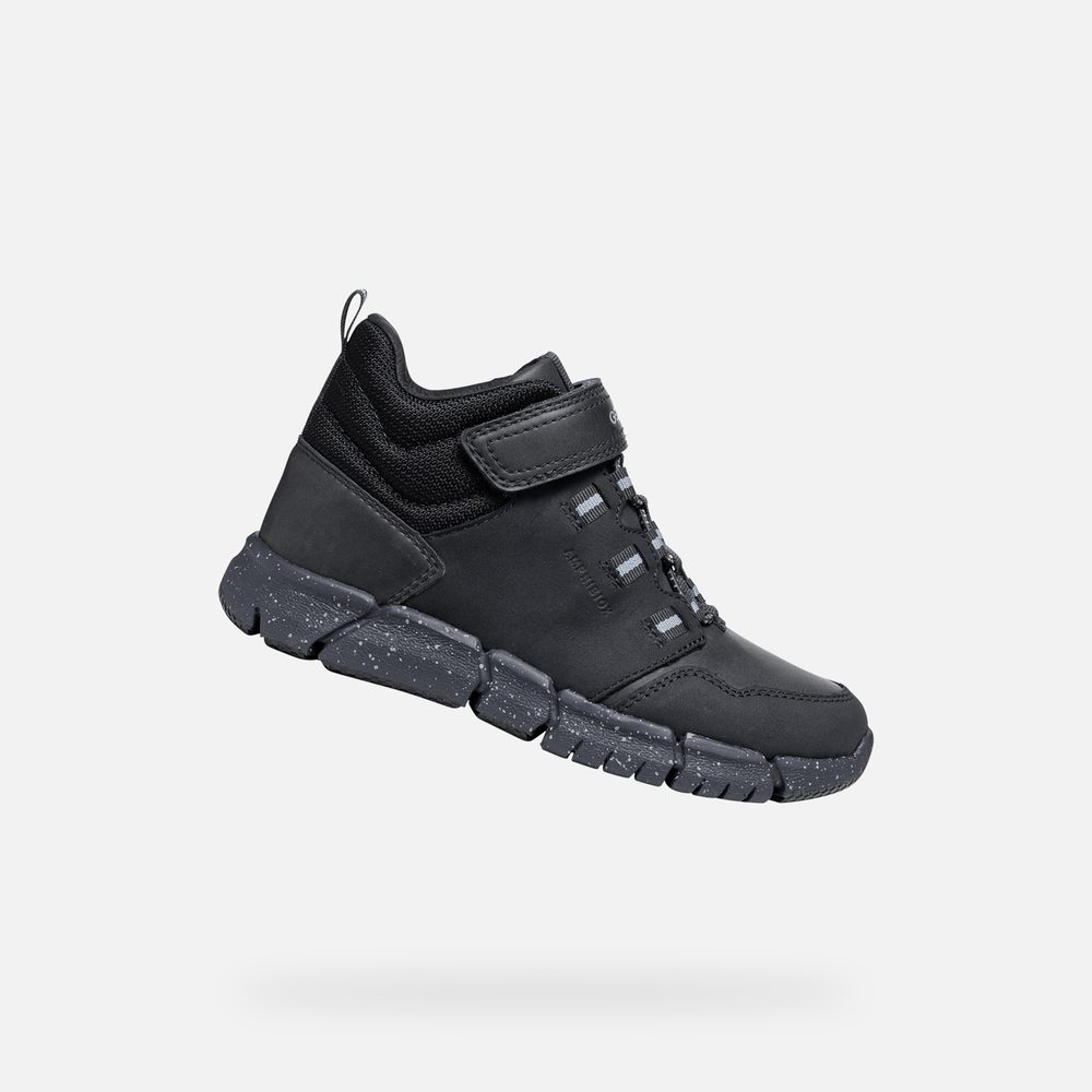 Levně Černá chlapecká kotníková obuv Geox Flexyper B Abx - 34