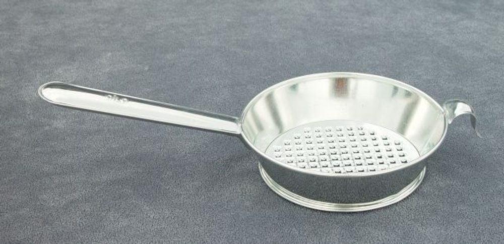 Levně cedník d14cm na játrovou rýži, pocínovaný plech