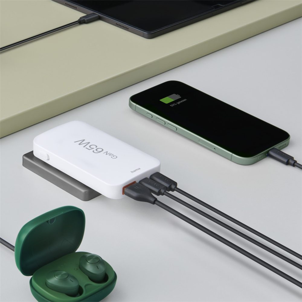 Hama rychlá USB nabíječka GaN 2x USB-C + USB-A, PD/QC 65 W, plochá, skládací (obrázek 16)