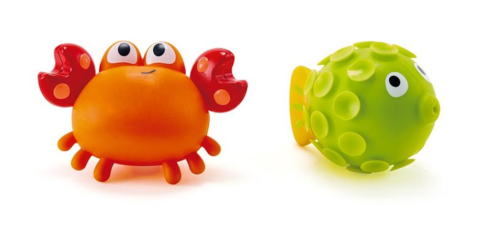 Levně Hape Hračky do vody - stříkací krab s rybkou