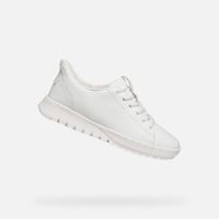 Bílé dámské tenisky Geox Flextride Plus