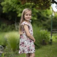 Dívčí slavnostní šaty tm.modré tyl