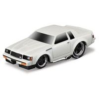 Maisto Maisto - Muscle Machines - 1987 Buick GNX, bílá, 1:64