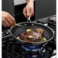 CS SOLINGEN Sada nožů ve stojanu s prkénkem 7 ks SOEST CS-080242