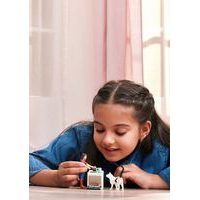 SCHLEICH Pekařka s kočkou a příslušenstvím