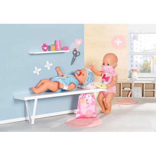 BABY born Sada první pomoci