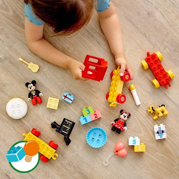 Narozeninový vláček Mickeyho a Minnie