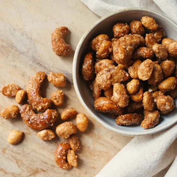 TOPNATUR, Směs ořechů Med a mořská sůl, 200g