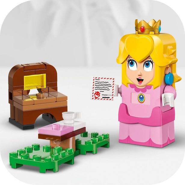 Interaktivní LEGO® Peach™ a dobrodružství