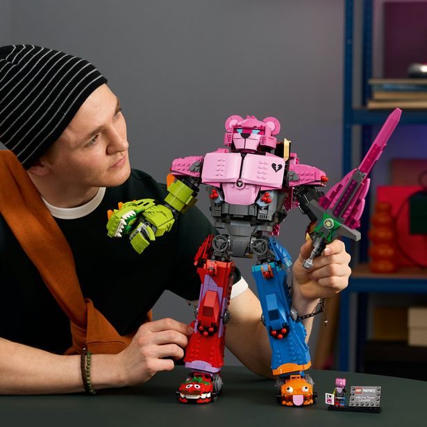 Mecha Team Leader