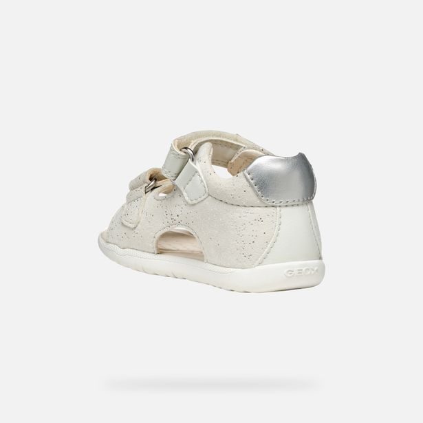 Bílé dívčí sandály pro první krůčky Geox Sandal Macchia Gir
