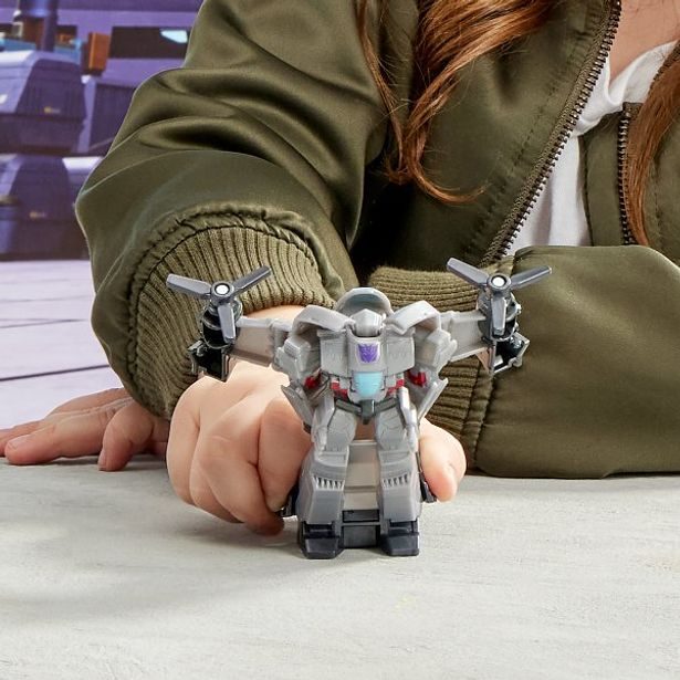 HASBRO - Transformers HASBRO - Transformers Earthspark Megatron figurka