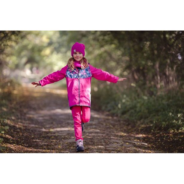 Unuo, Dětská čepice pletená, Fuchsiová
