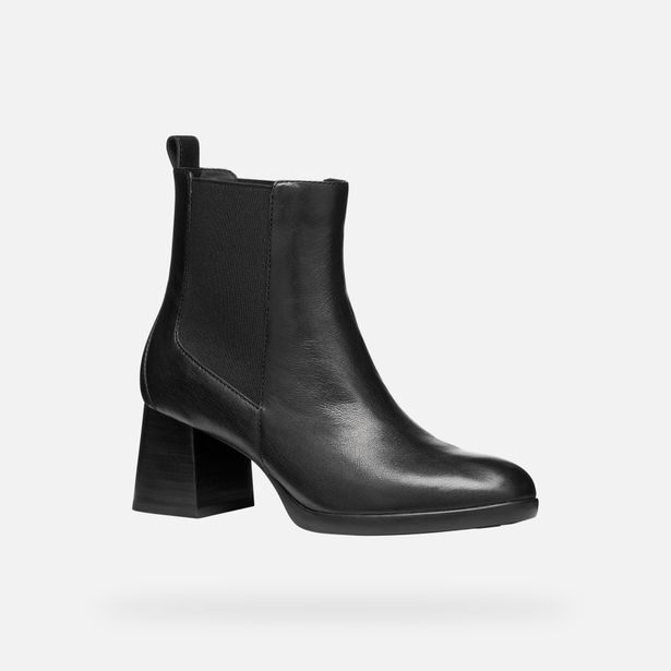 Černá dámská kotníková obuv Geox Walk Pleasure 55