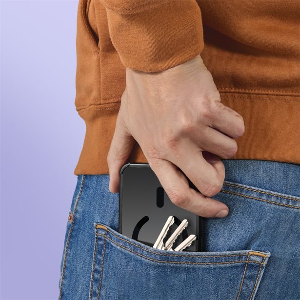 Hama Extreme Protect, kryt pro Apple iPhone 17 Pro Max, magnetický, D3O®, černý - vyrobený v Německu