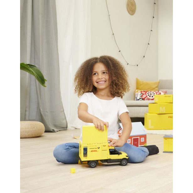 DHL zásilková doprava 25 cm