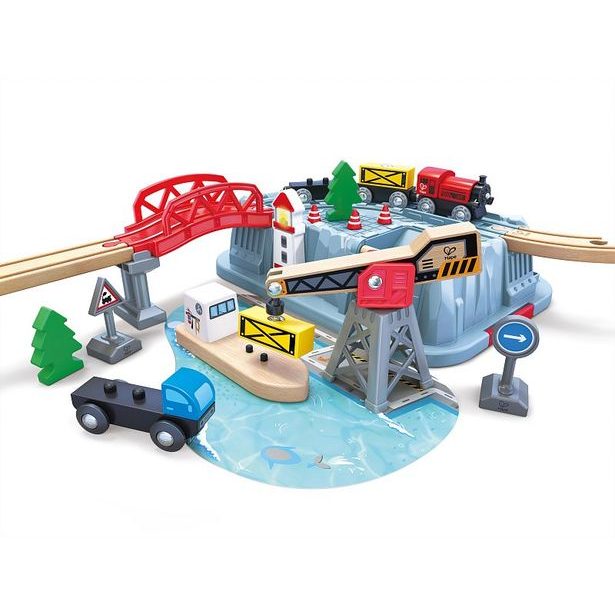 Hape Vláčkodráha v boxu