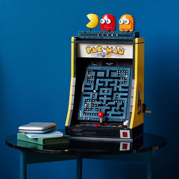 Arkádový automat PAC-MAN