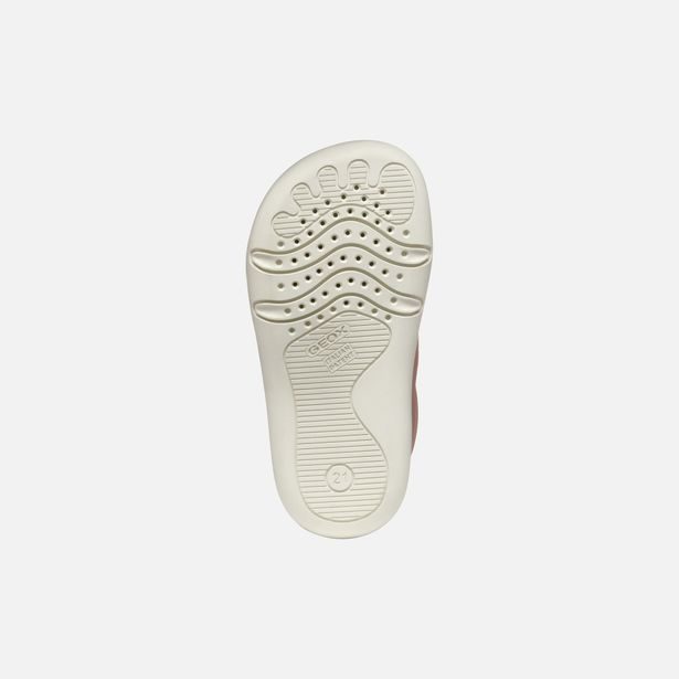 Růžová dívčí obuv na první kroky Geox Steppieup