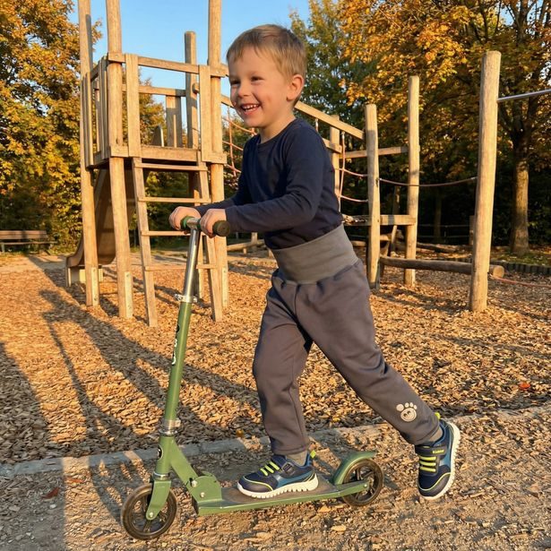MODADETI Dětské softshellové kalhoty ADELLiNO s fleecem a reflexem šedé