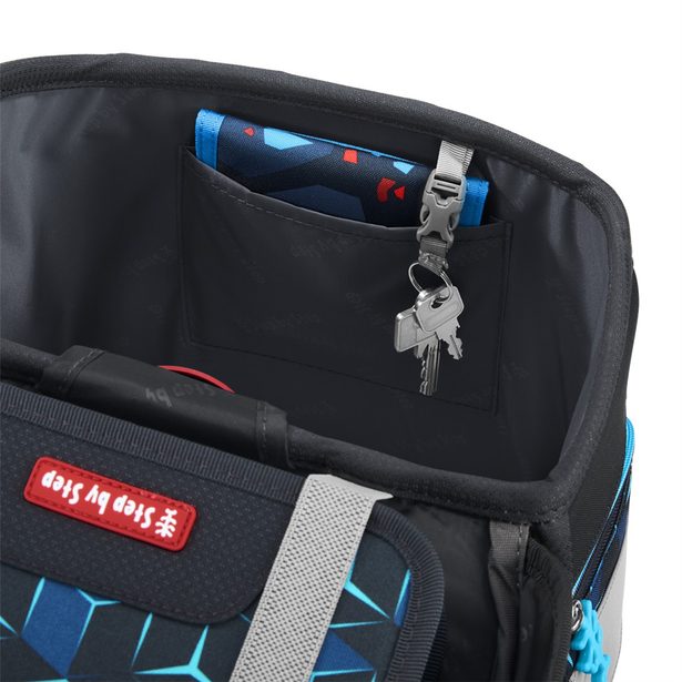 Školní aktovka Step by Step SPACE SHINE, Shark Dexter - 5 dílný set, AGR certifikát