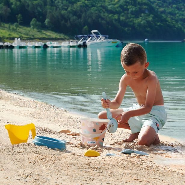 Kyblíček Pacific s příslušenstvím 17 cm