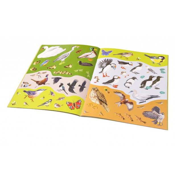 SÝKORKY, VRABČÁCI a další zpěváčci – Kniha samolepek Baagl