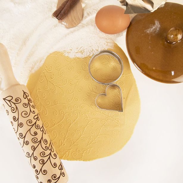 Váleček na těsto stonky 16 cm