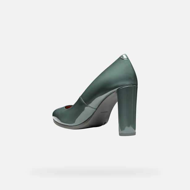 Světle zelené dámské lodičky Geox Walk Pleasure 90