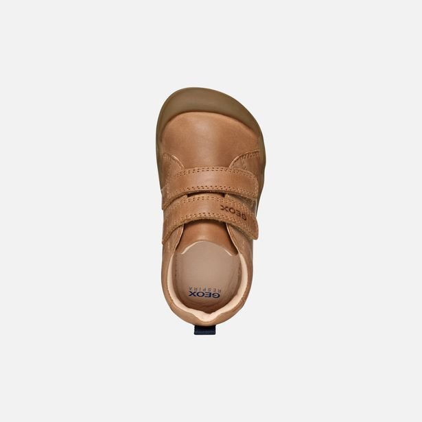 Hnědé chlapecké barefoot boty pro první krůčky Geox Steppieup Boy