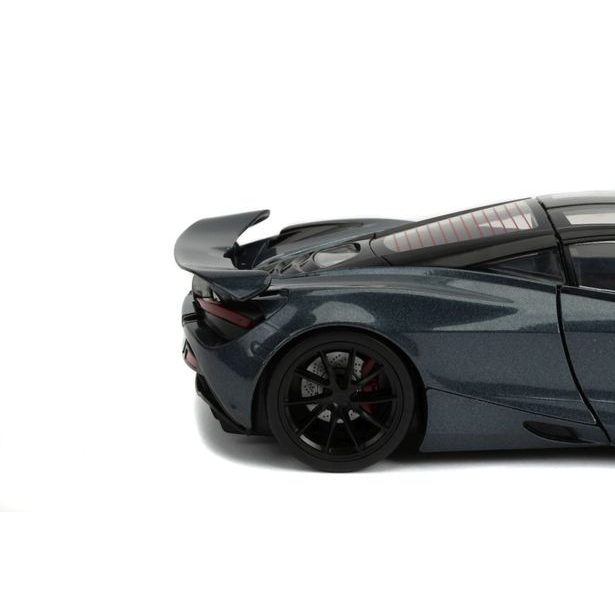 Rychle a zběsile auto Shawův McLaren 720S 1:24