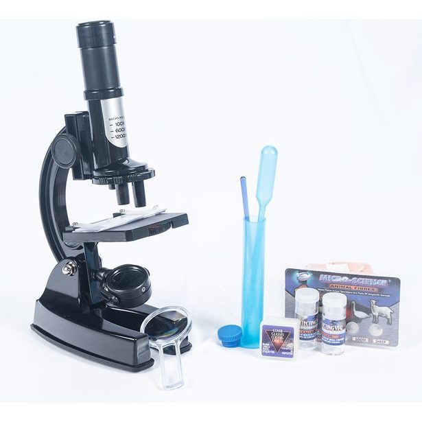 Mikroskop v kufříku