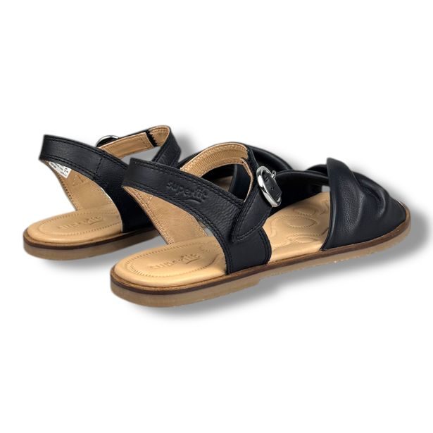 Dívčí kožené sandály Superfit FLAIR 1-001001-0000 Schwarz