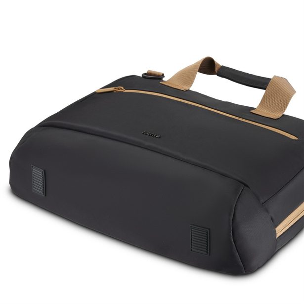 Hama Ultra Lightweight, brašna na notebook, pro 40-41 cm (15,6"-16,2"), recyklovaný polyester, černá