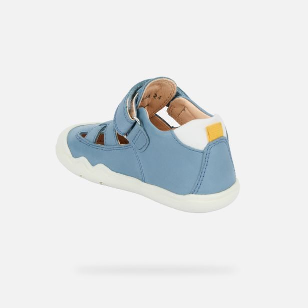 Světle modré chlapecké barefoot tenisky pro první kroky Geox Steppieup