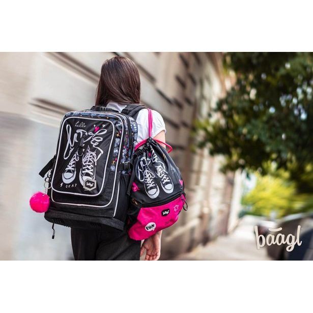 BAAGL Školní batoh Cubic Tenisky Baagl