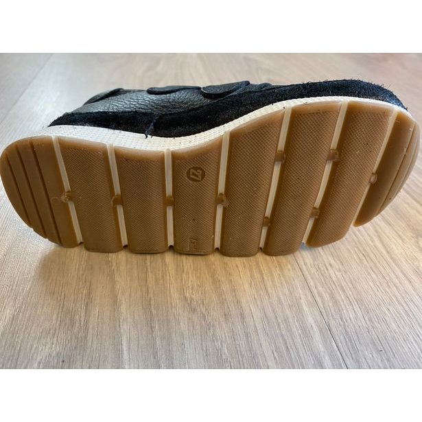 BOSÉ PEGRESKY 1417 černá