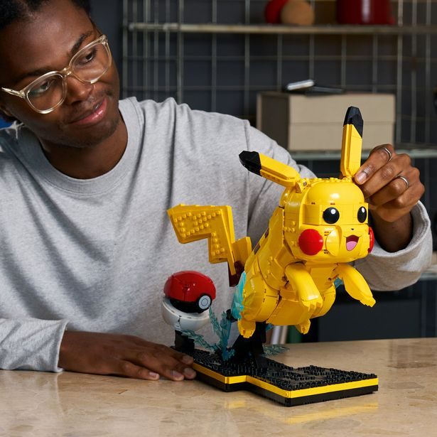 Pikachu a Pokébal
