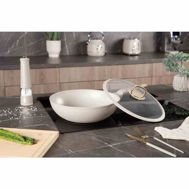 BERLINGERHAUS Pánev WOK s titanovým povrchem a poklicí 28 cm Sahara Collection BH-8064