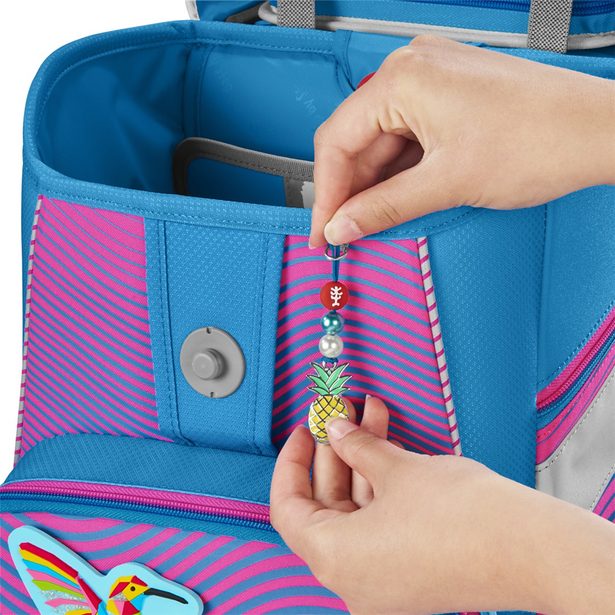 Školní aktovka Step by Step SPACE NEON, Kolibri Kaja - 5 dílný set, AGR certifikát